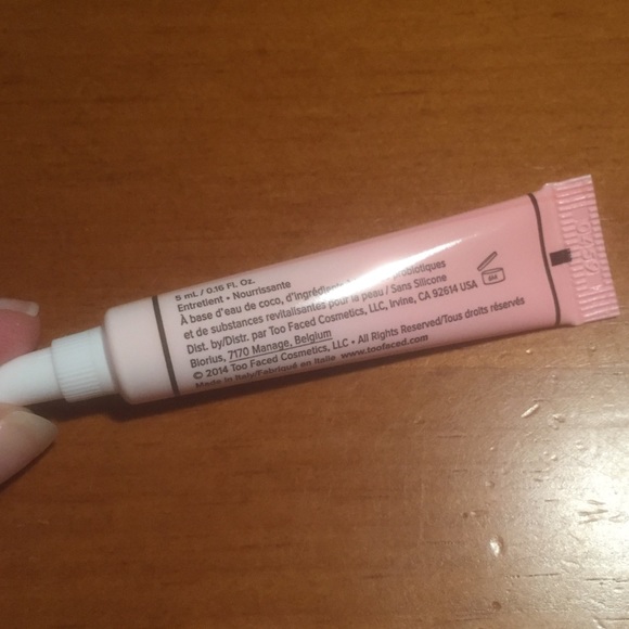 Too Faced Hangover Mascara/Face Primer - Picture 7 of 12